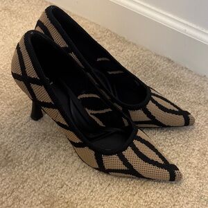 Chic Black and Tan Patterned Women's Heels from Cosy Island size 7.